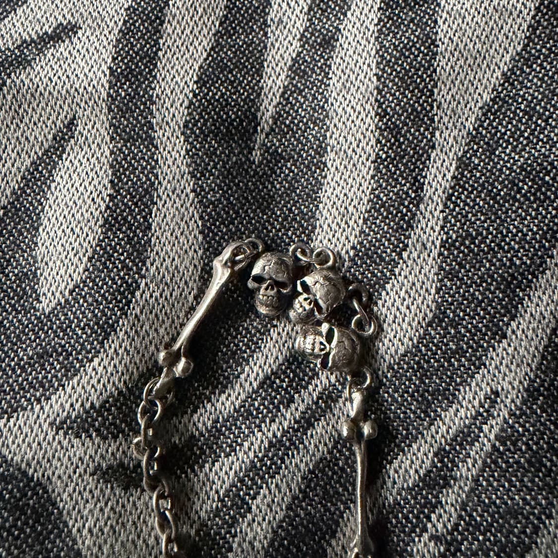 Skull bone bracelet 상품이미지3