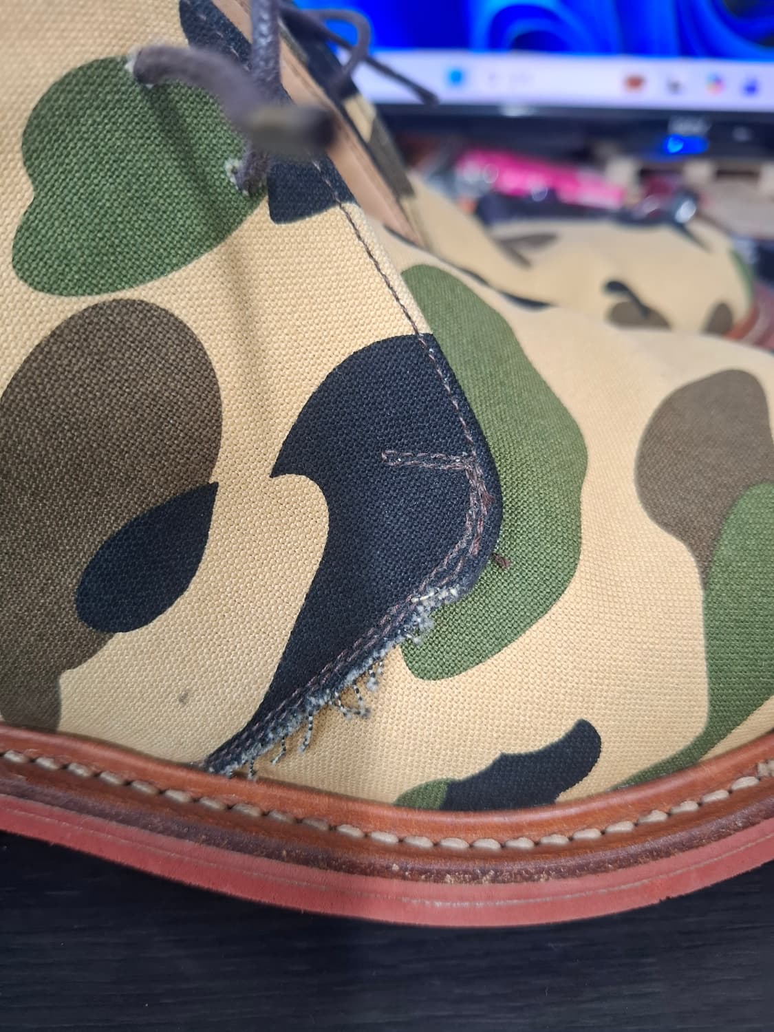 마크 맥네어리x베이프 카모 처카 부츠 280mm 상품이미지4