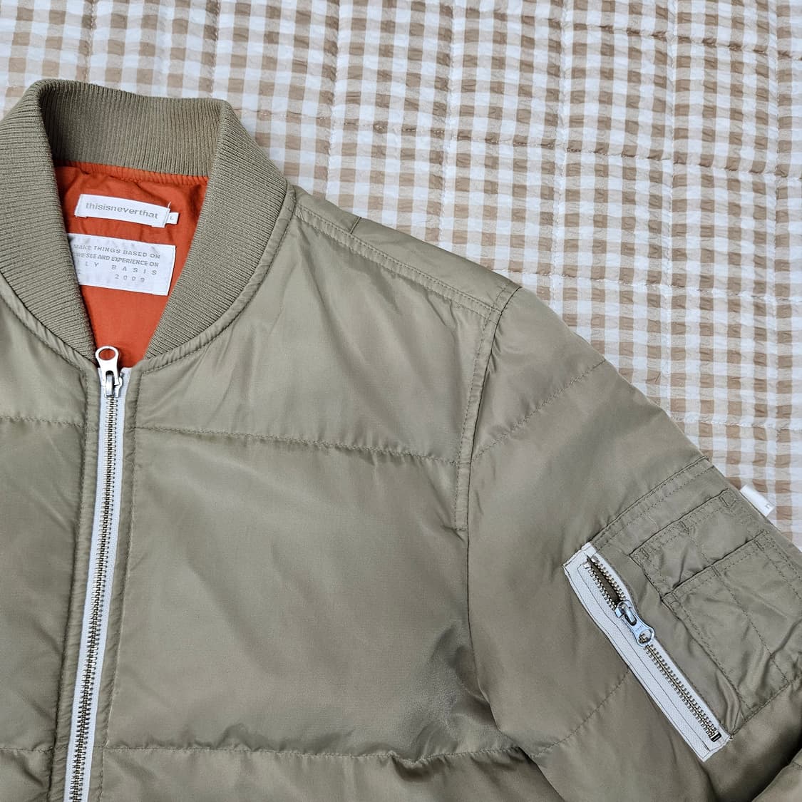 디스이즈네버댓 MA-1 오리털 점퍼 남자100 상품이미지4