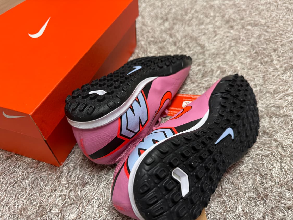 나이키 머큐리얼 베이퍼 16 프로 TF 풋살화 275 새상품 풀박 판매 상품이미지5