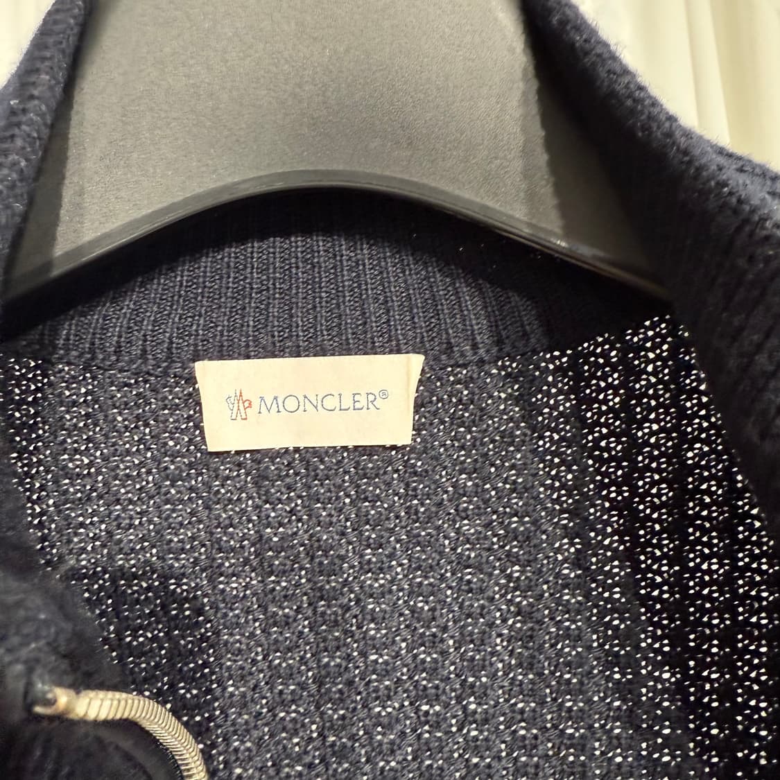 (2XL) 몽클레어  화이트 라이닝 로고 패치 니트패딩 네이비 상품이미지6