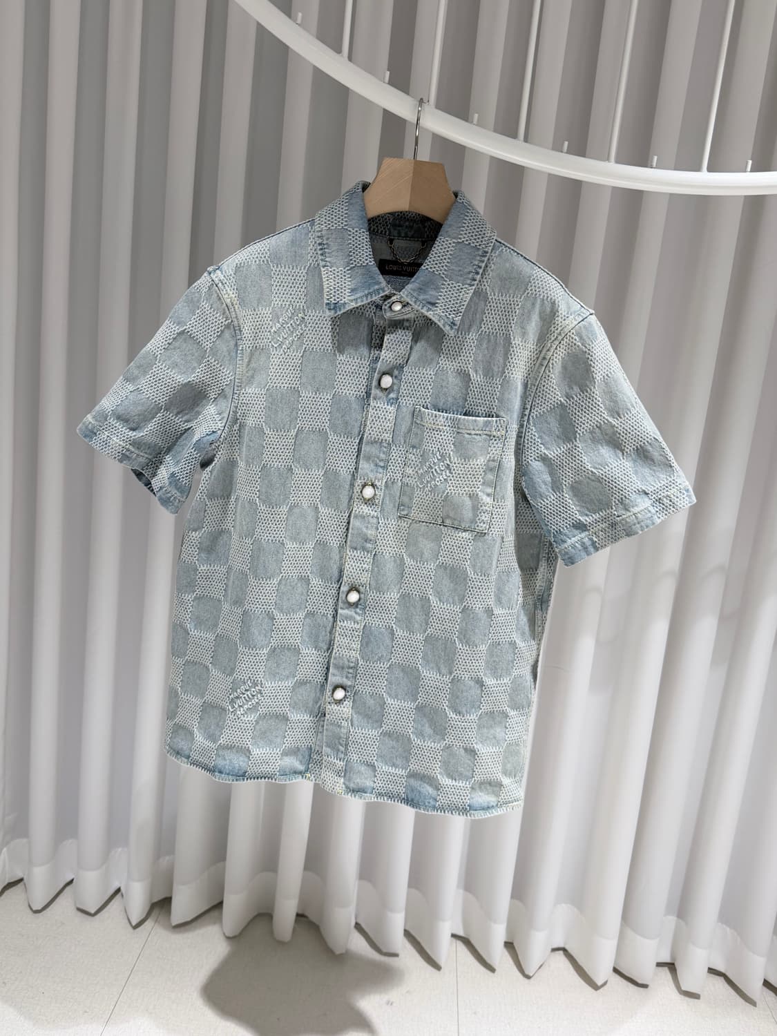 (S/XL) / 루이비통 다미에 3D 라이트 데님쇼트 슬리브드 반팔셔츠 상품이미지2