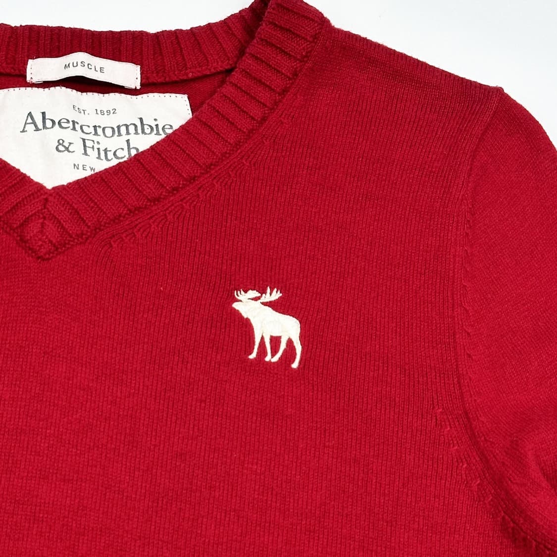 아베크롬비 피치 뉴욕 레드 니트 (S 여성추천) 상품이미지3