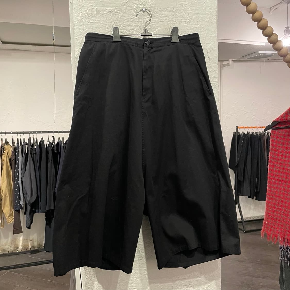 요지야마모토 컷아웃 하카마 팬츠 상품이미지3