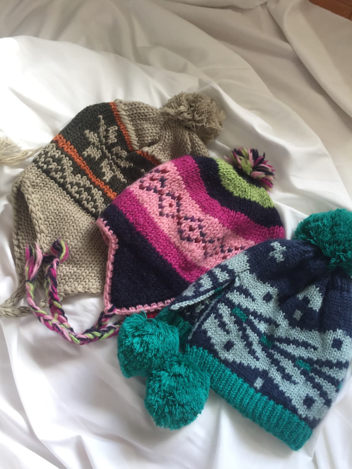 베이지 방울 비니 상품이미지1