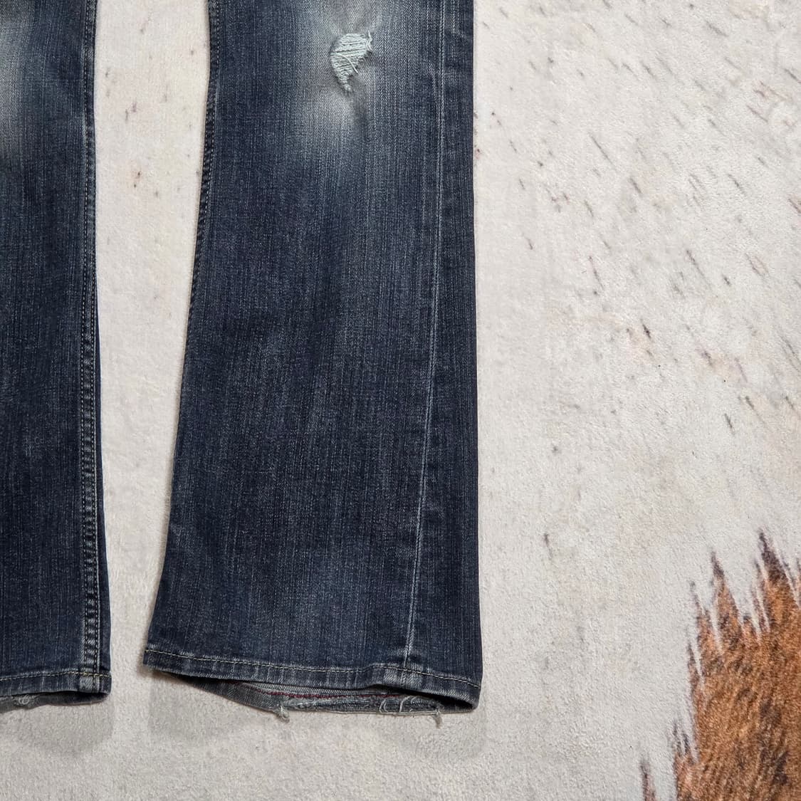 뒷자수 워싱 데미지 부츠컷 데님팬츠 상품이미지6