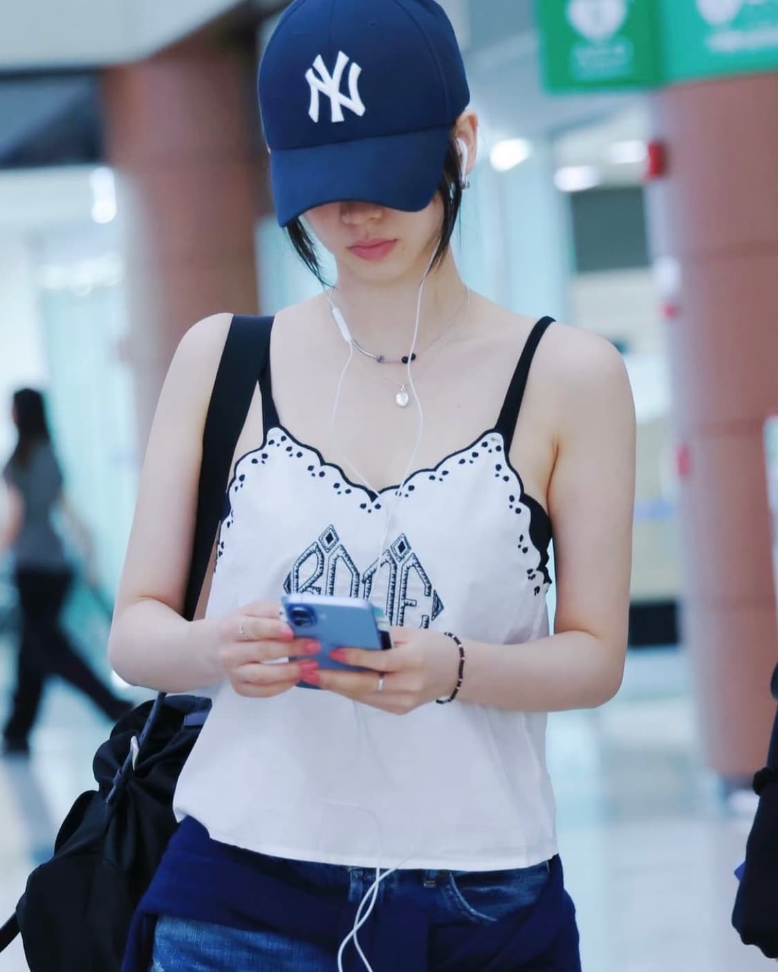 [XS]보디 BODE Diamond Monogram 슬리브리스 탑 상품이미지2