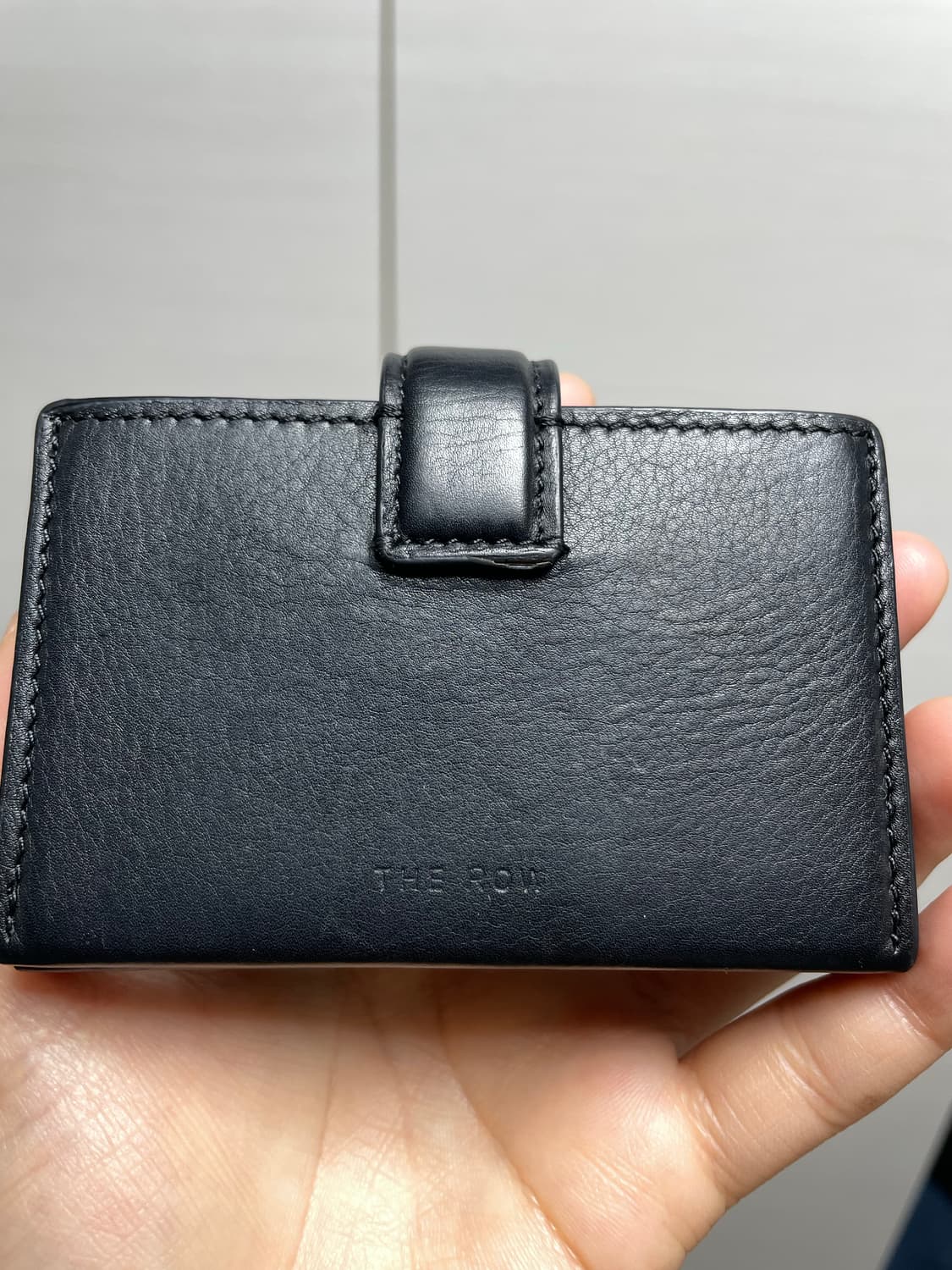 더로우 the row 아코디언 카드 지갑 블랙 팝니다 상품이미지4