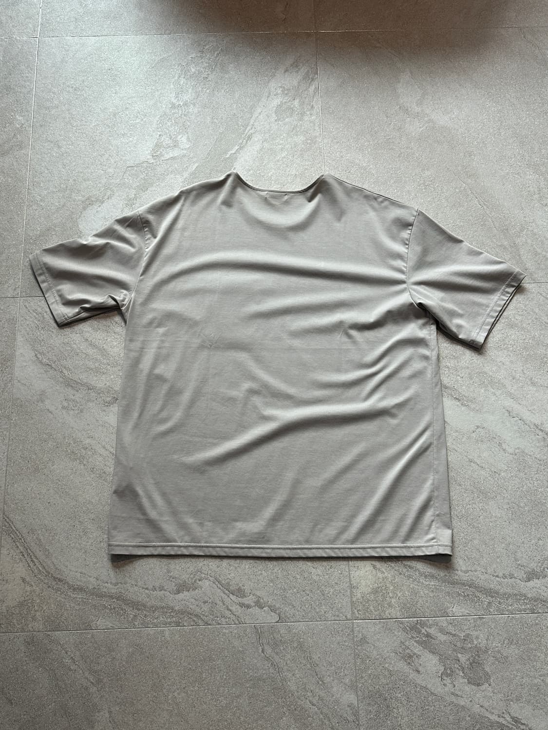 쿠어 수피마 코튼 세미오버핏 U넥 티셔츠 (라이트그레이) XL 상품이미지3