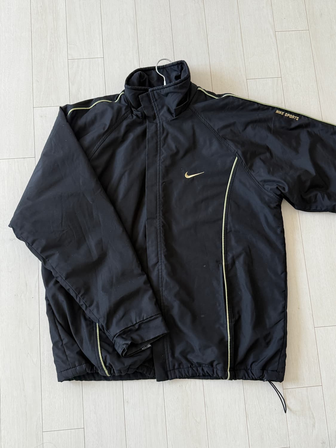 나이키 구제 기모 바람막이 상품이미지2