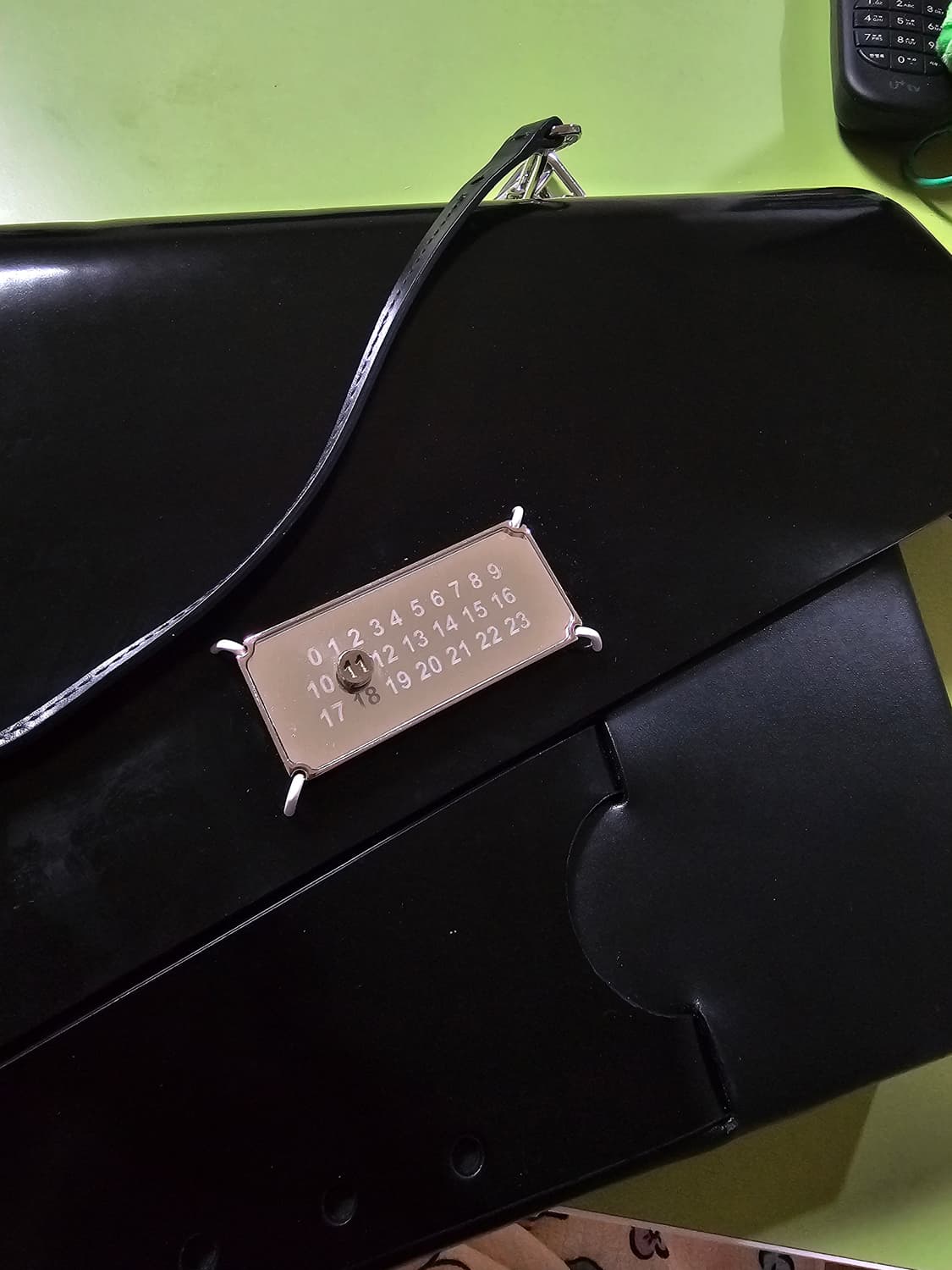 메종마르지엘라 스내치드 백 라지 상품이미지3