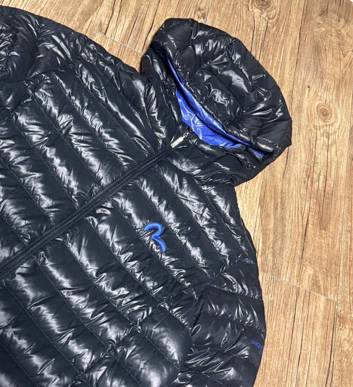 에비수 구스다운 블랙 경량 패딩 점퍼 상품이미지4