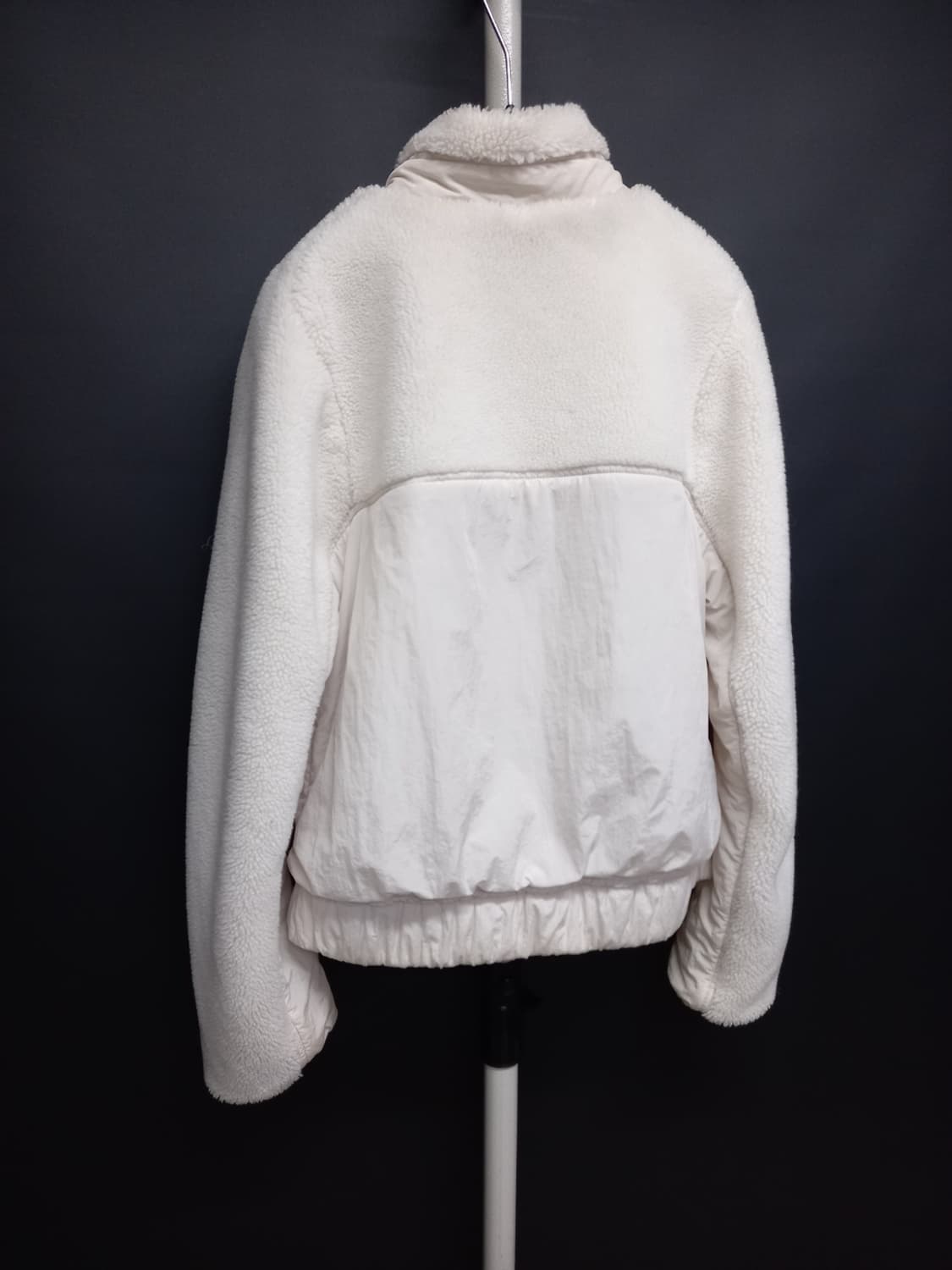 데상트 추동 부클비숑 누빔점퍼 55.44 상품이미지4