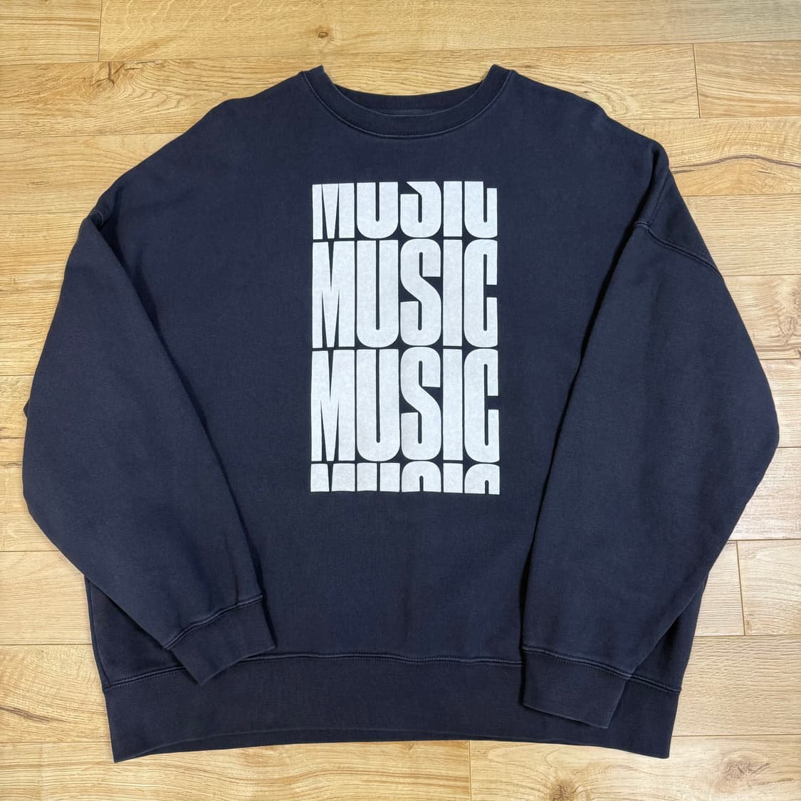 이즈네스 뮤직 isness music DELAY 스웻 셔츠 네이비 F 상품이미지2