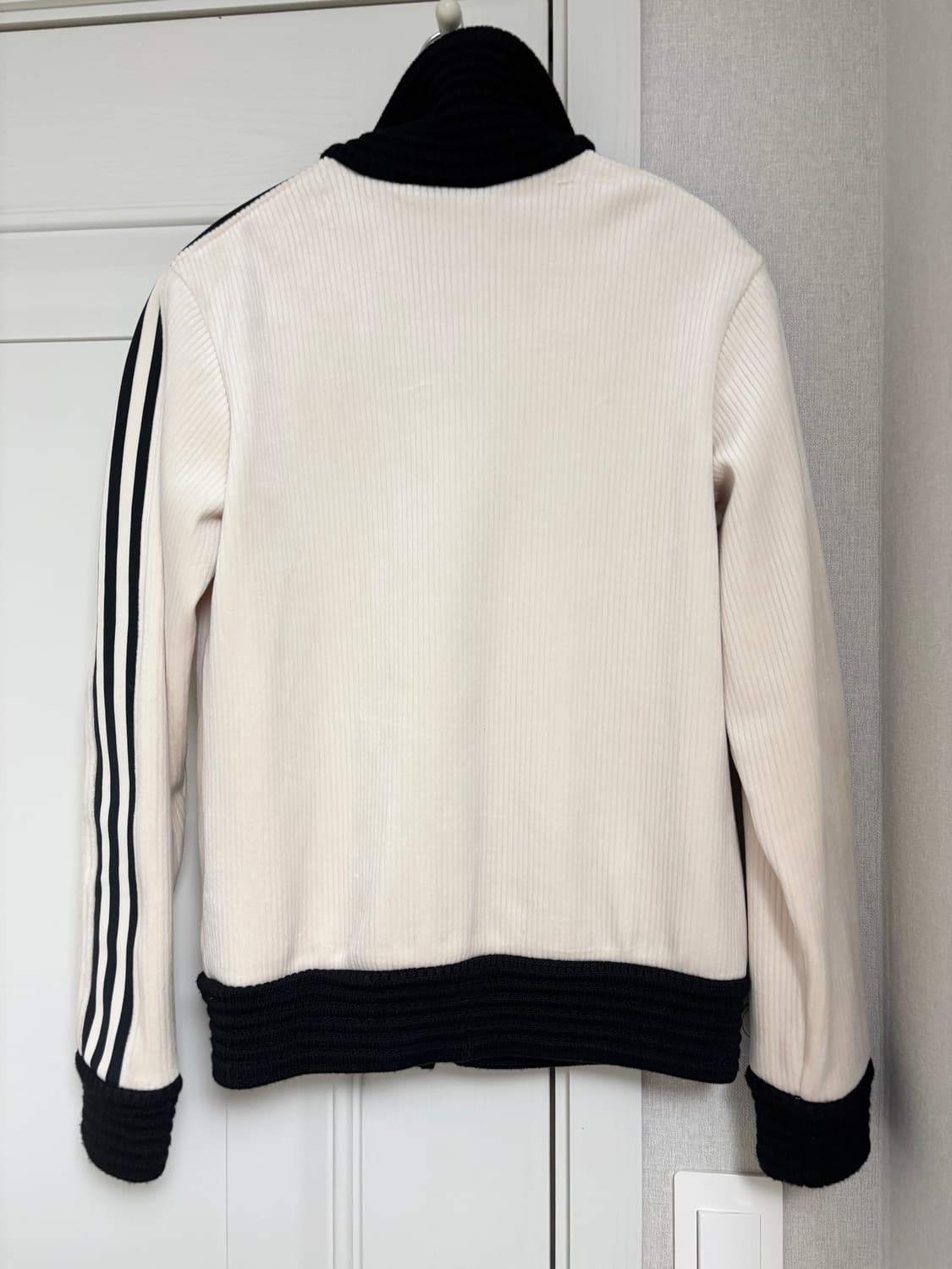 아디다스 오리지널스 프리미엄 베켄바우어 럭스 트랙 자켓 원더 화이트 XS 상품이미지4