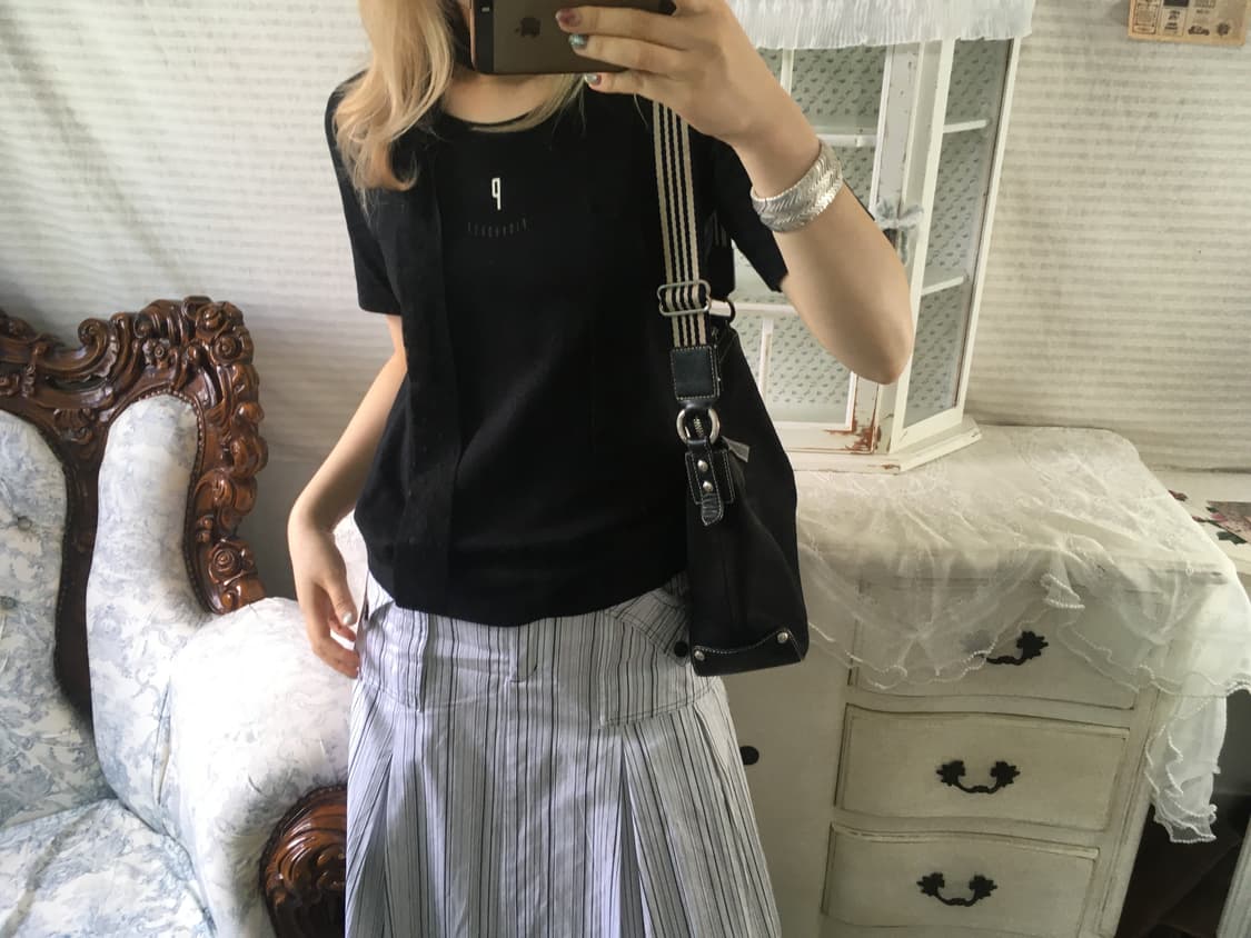 핑크하우스 블랙 프린팅 티셔츠 상품이미지5