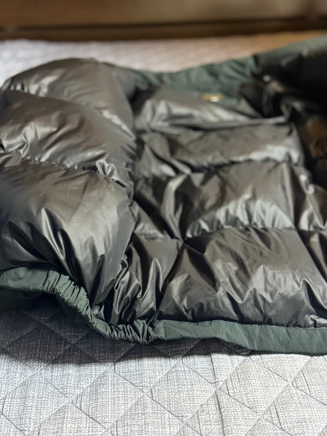 듀테로 올리브 그린 구스 다운 (100) 숏패딩 상품이미지6