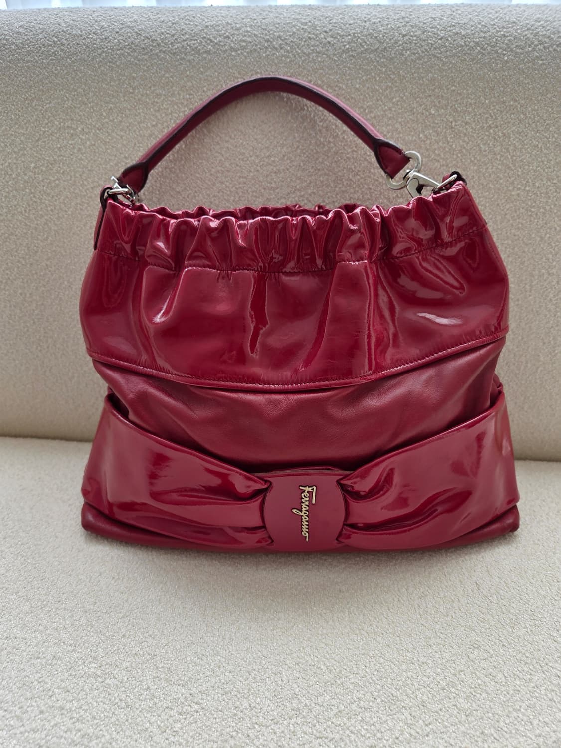 페라가모  리본솔더백 상품이미지2