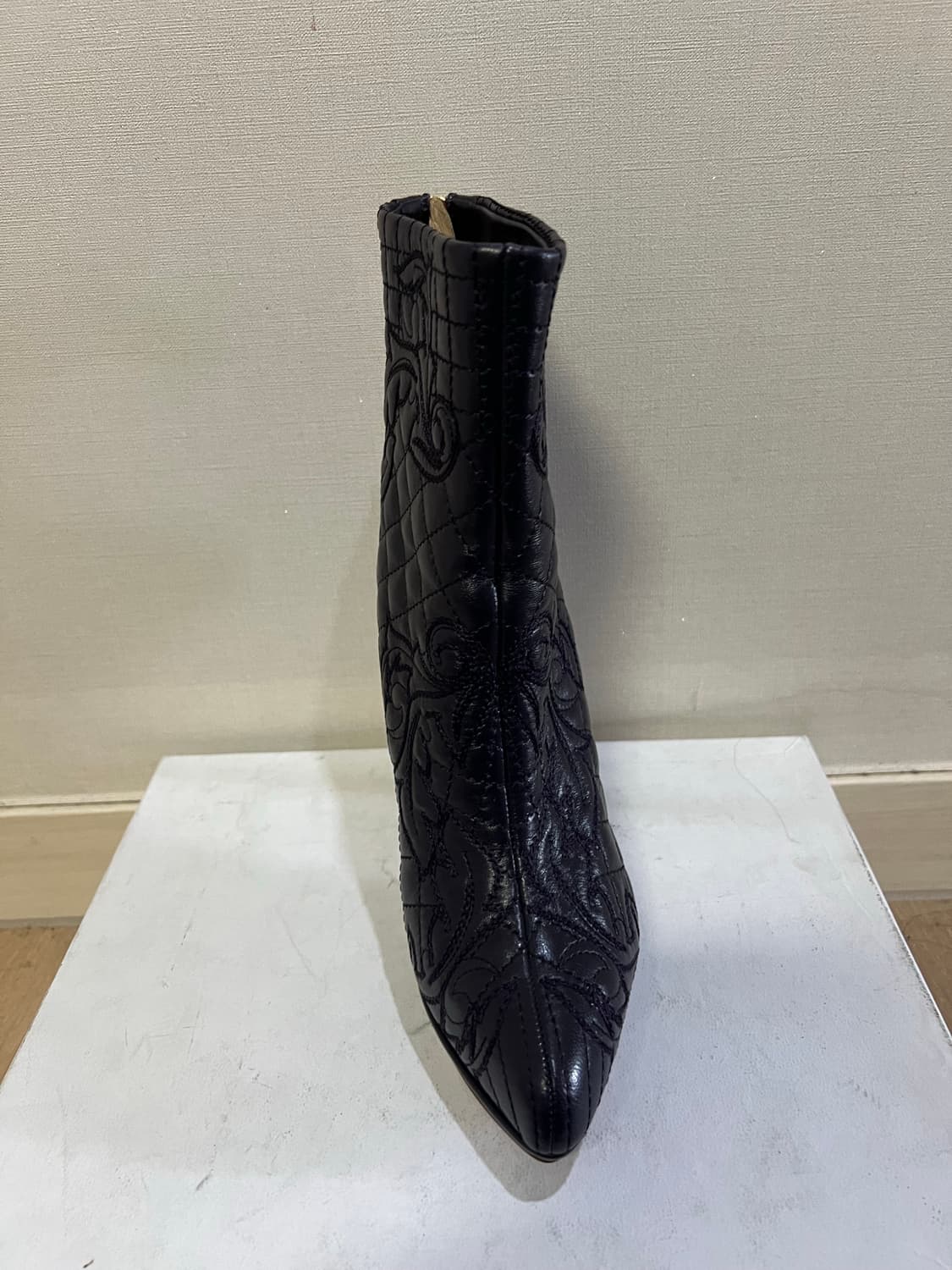 Versace 베르사체 퀼팅 부츠 37.5 딥퍼플 상품이미지2