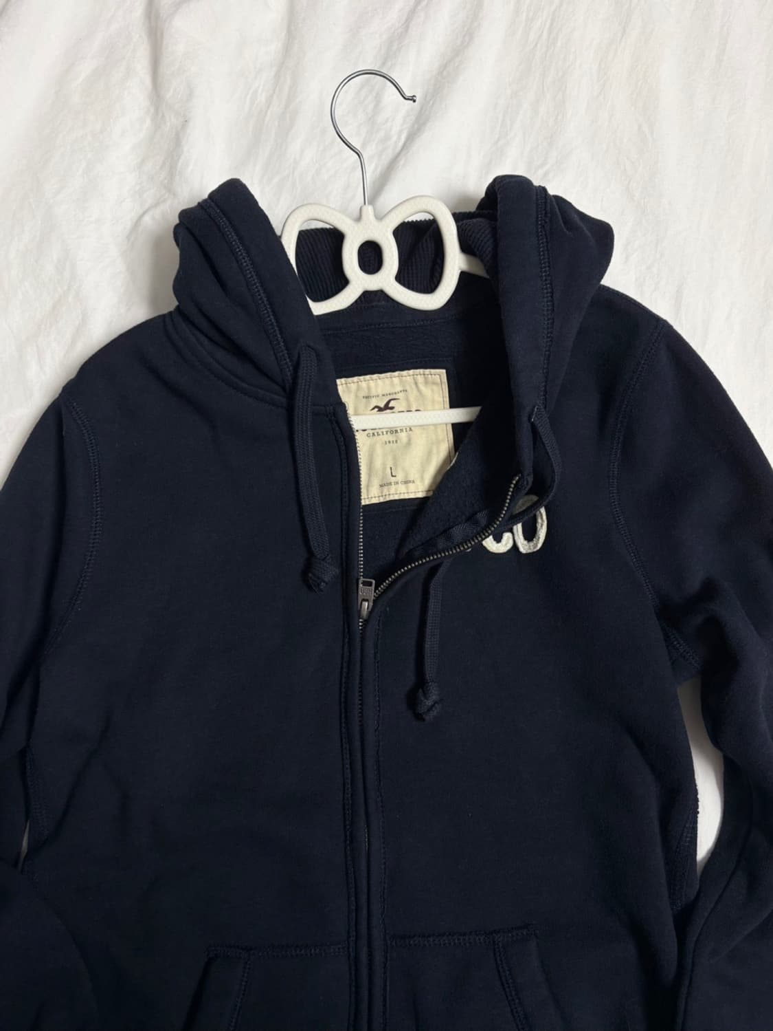 홀리스터 네이비 레터링 후디 상품이미지3