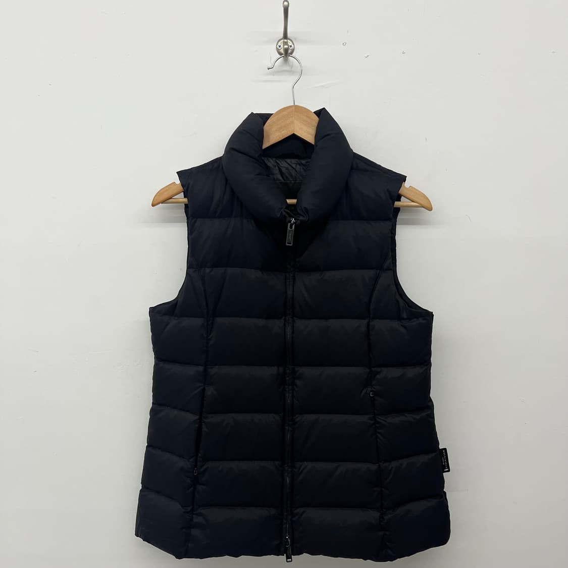 MACKINTOSH 블랙 패딩 조끼 상품이미지1