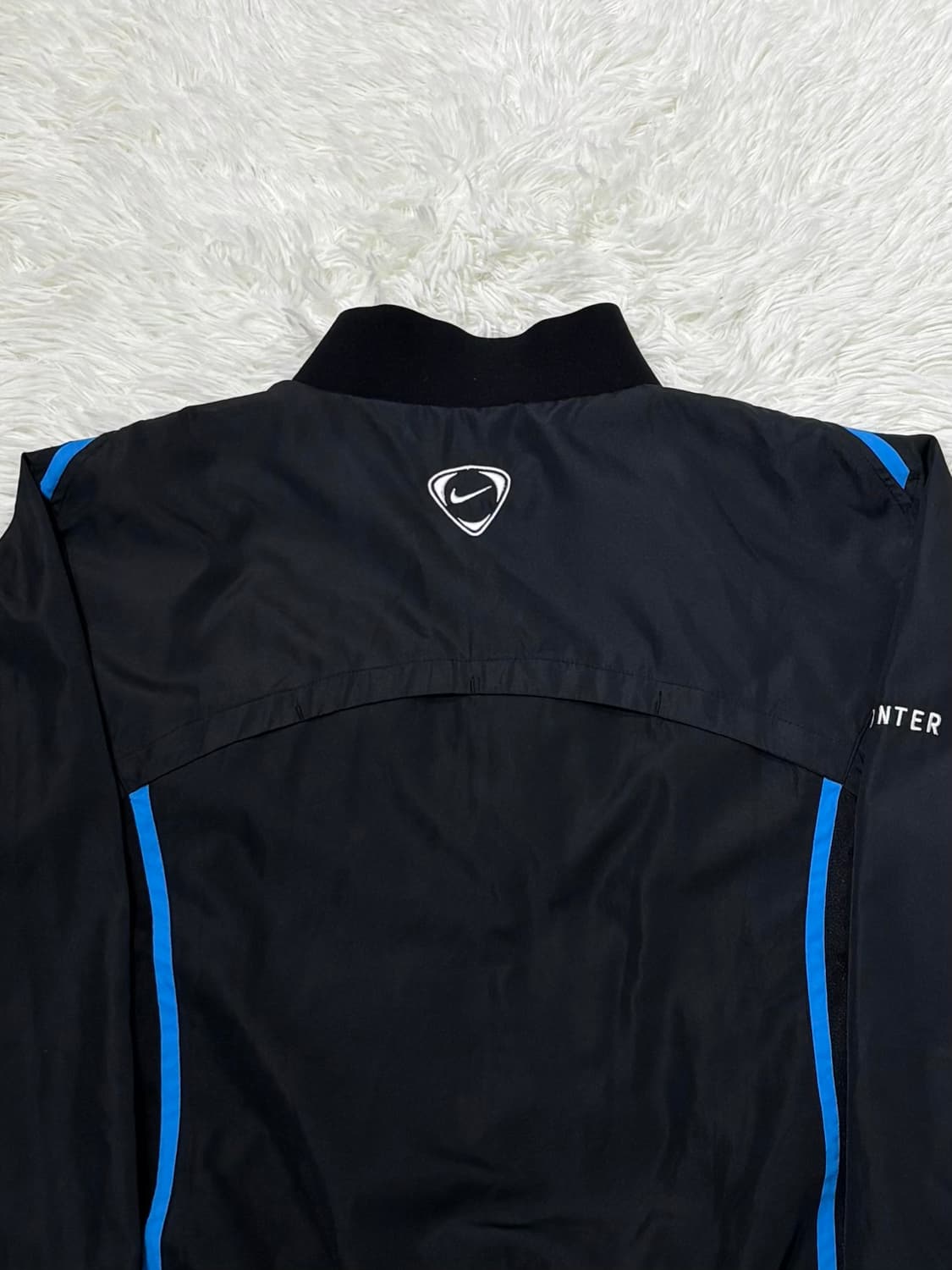 나이키 00‘s 스우시 인터밀란 바람막이 상품이미지6