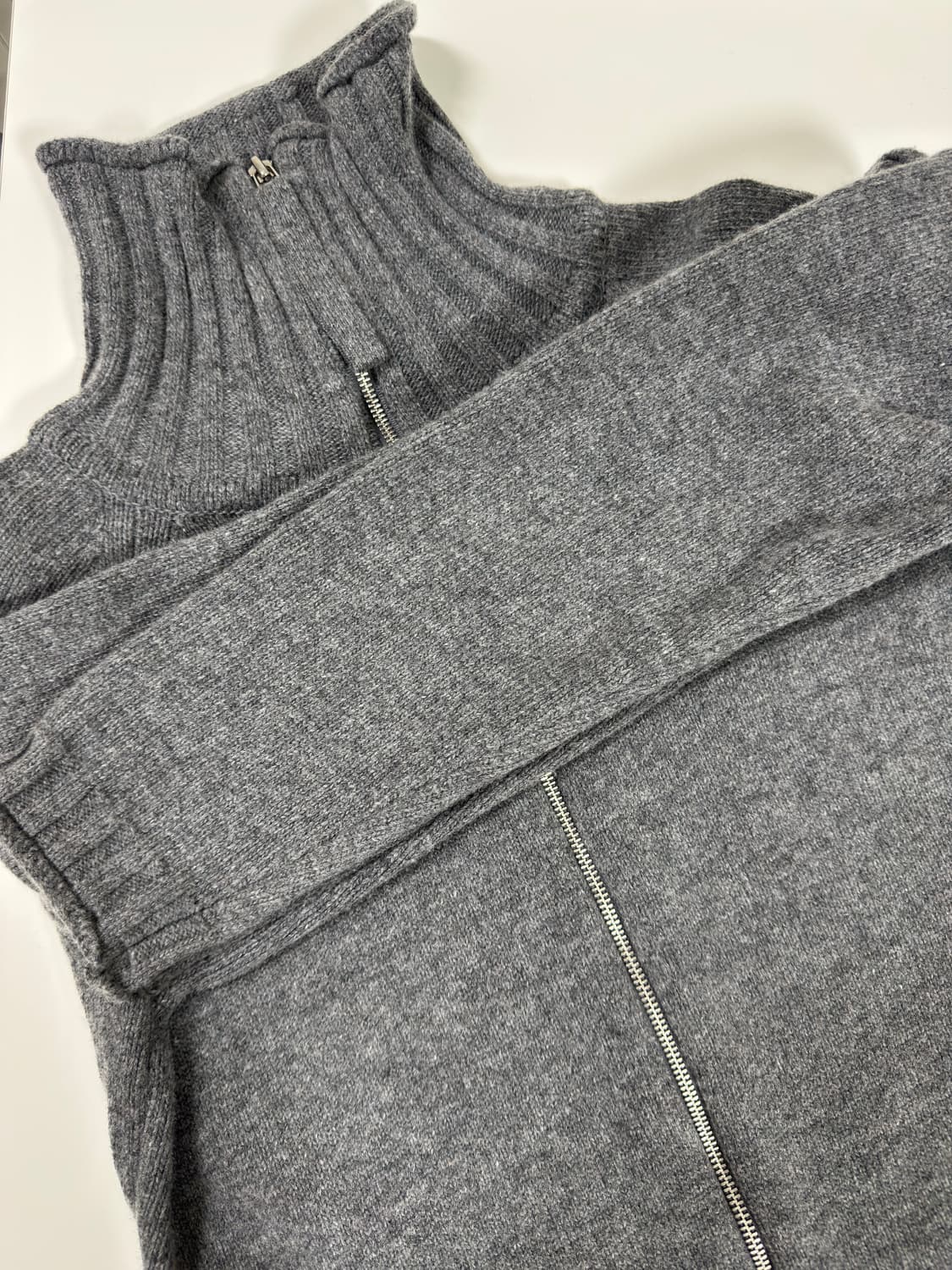 (W) 마뗑킴 니트집업 그레이 S사이즈 상품이미지1