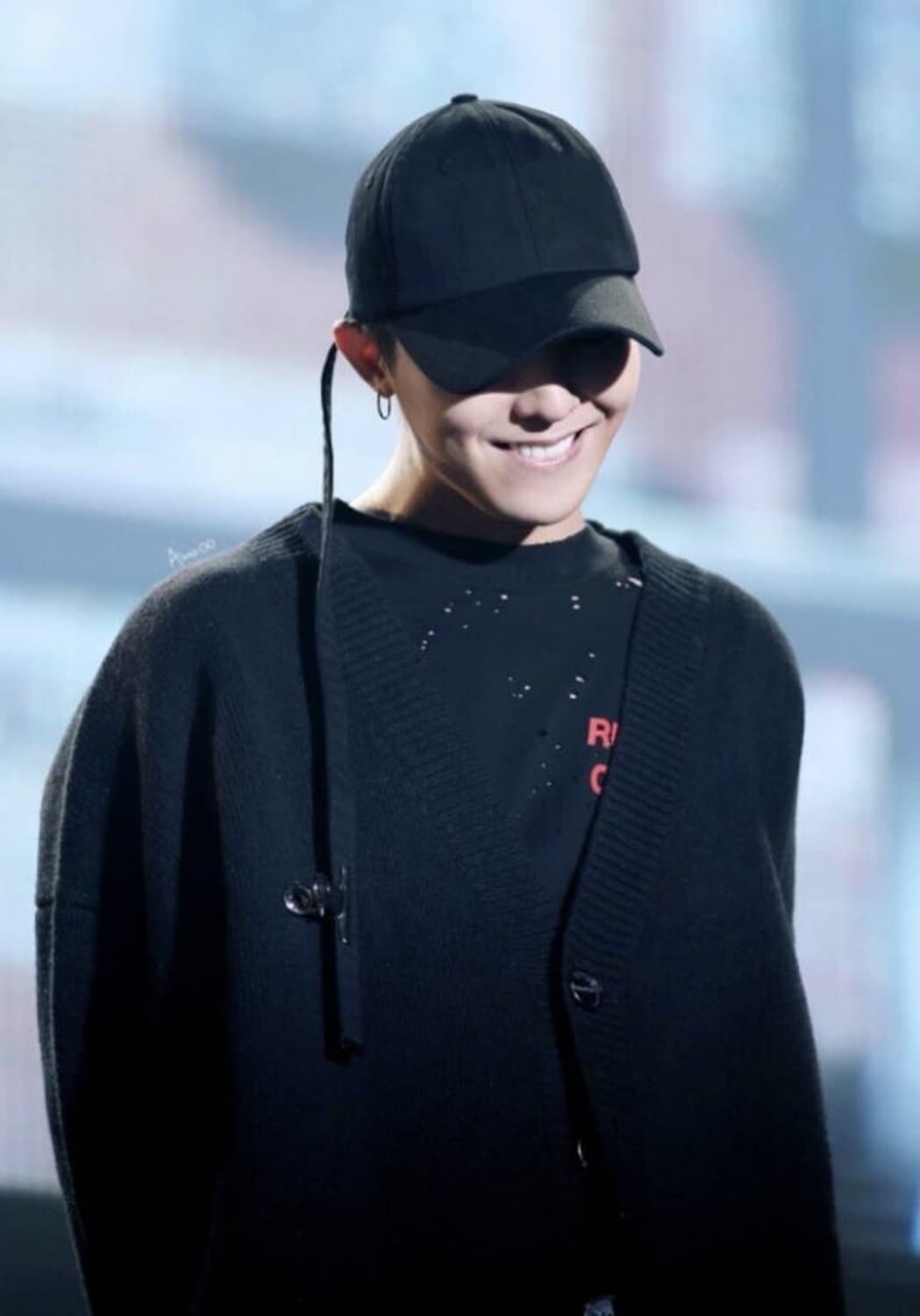 지디 피스마이너스원 초판 롱스트랩 볼캡 상품이미지1