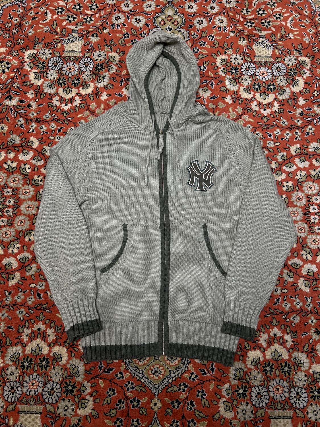 [FREE] New York Yankees 니트 후드집업 카키 상품이미지1