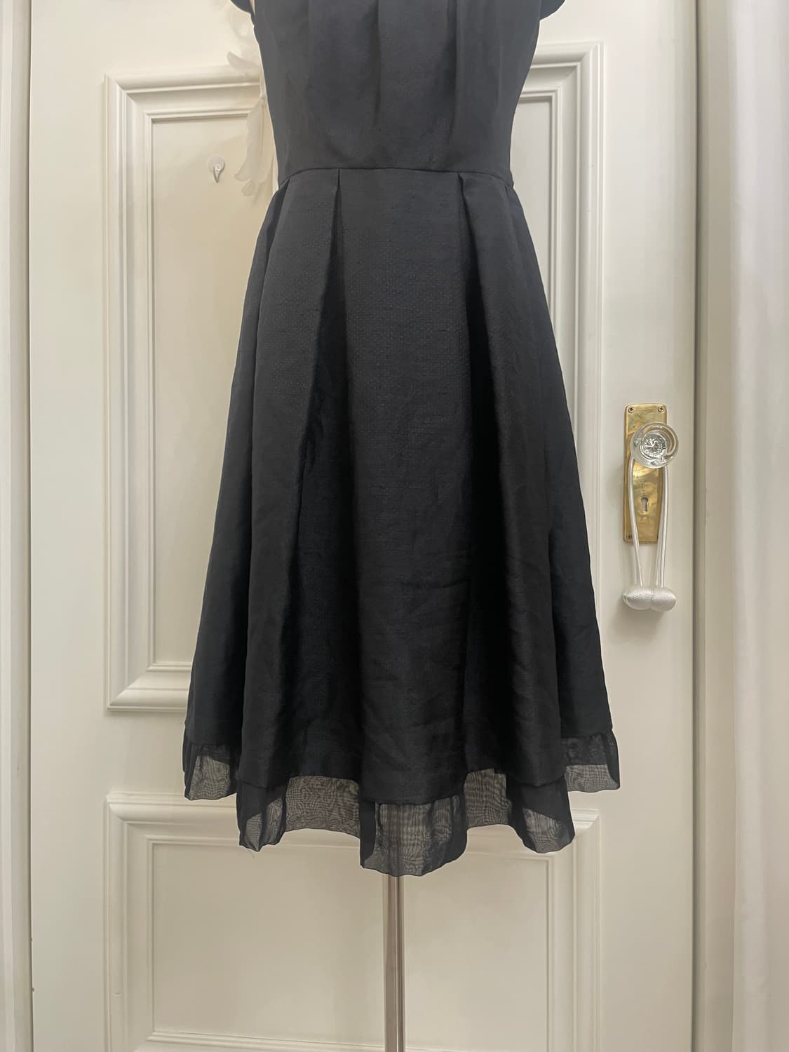 black pleats french sleeve neck shirring 상품이미지9
