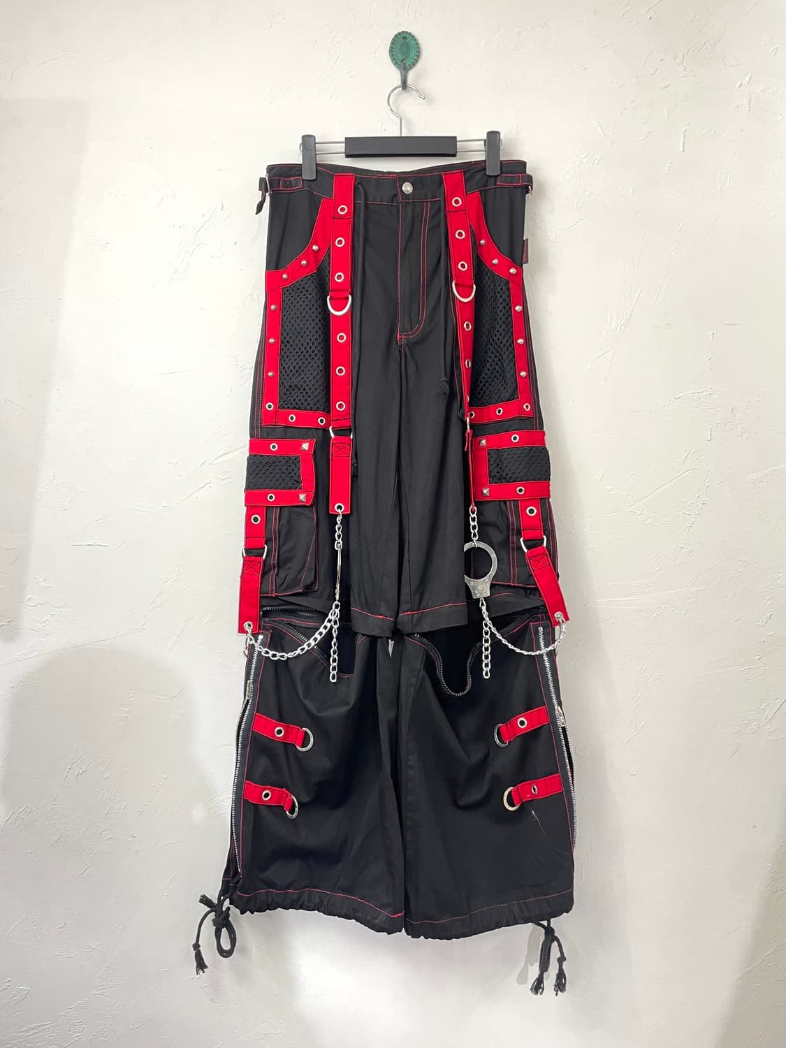 TRIPP NYC 체인 ZIP-OFF 팬츠 상품이미지1