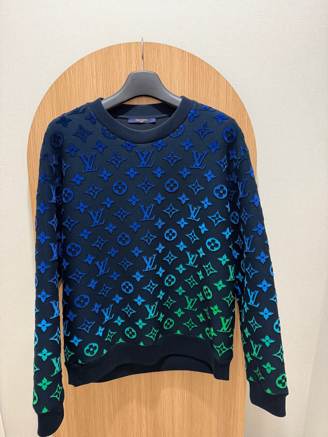 루이비통 레인보우 필쿠페 맨투맨 상품이미지1