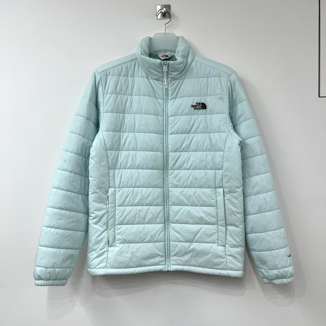 노스페이스 브이모션 하늘색 경량패딩 상품이미지2