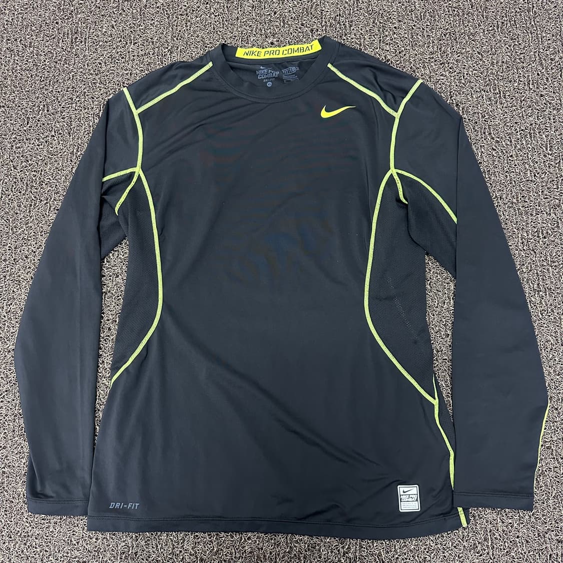 NIKE 나이키 기능성 긴팔티셔츠 운동복 런닝복 XL 상품이미지1