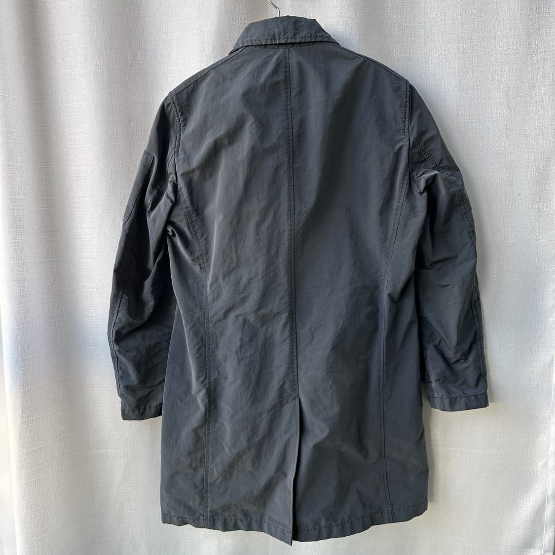 CP컴퍼니 렌즈 포켓 맥코트 그레이 95 상품이미지9