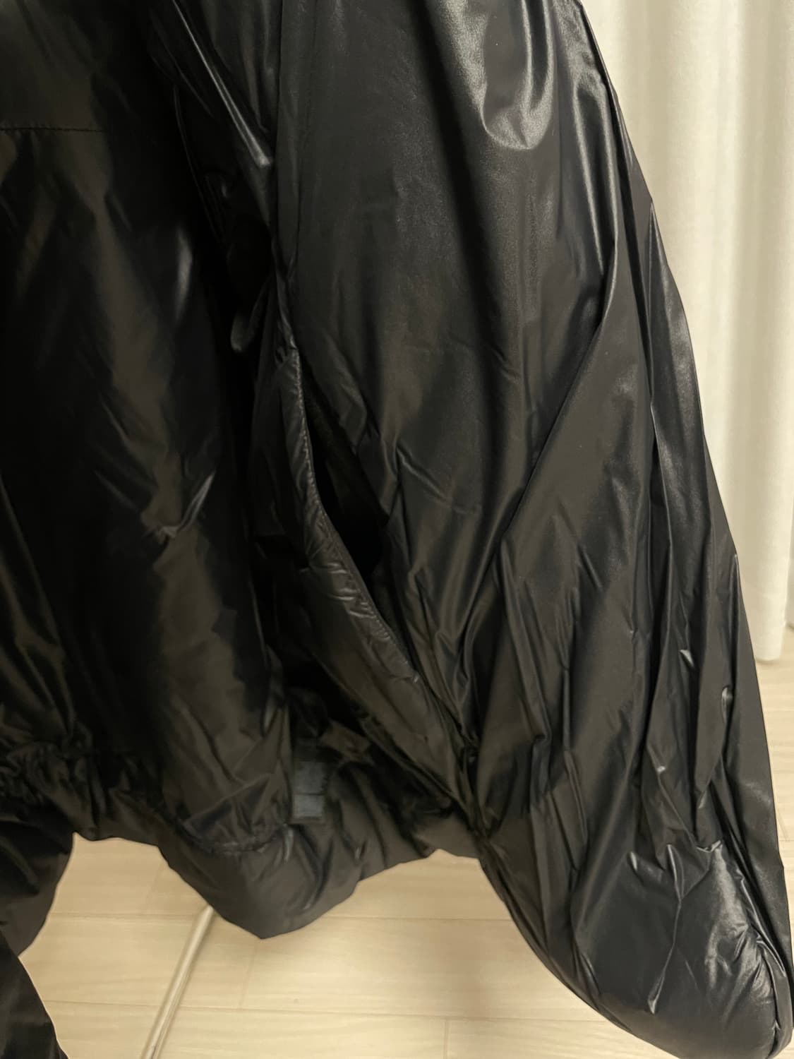 [M] 이지 갭 엔지니어드 바이 발렌시아가 패딩 라운드2 상품이미지3