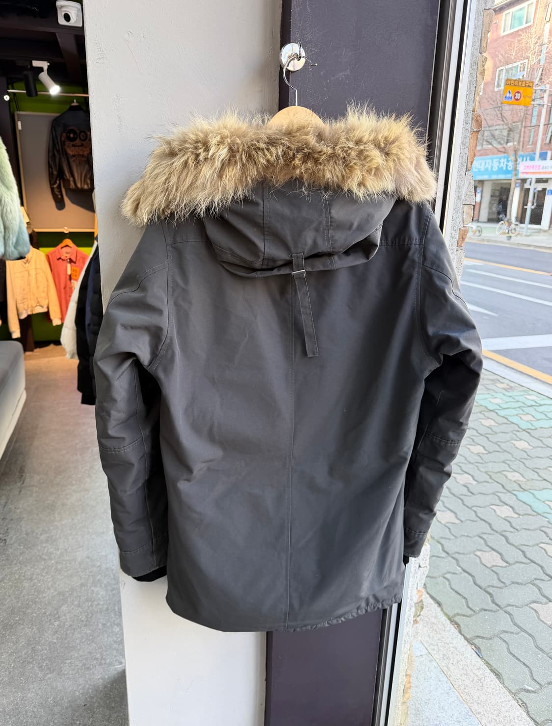 M/ 캐나다구스 Chateau 샤토 다운 패딩점퍼 상품이미지6