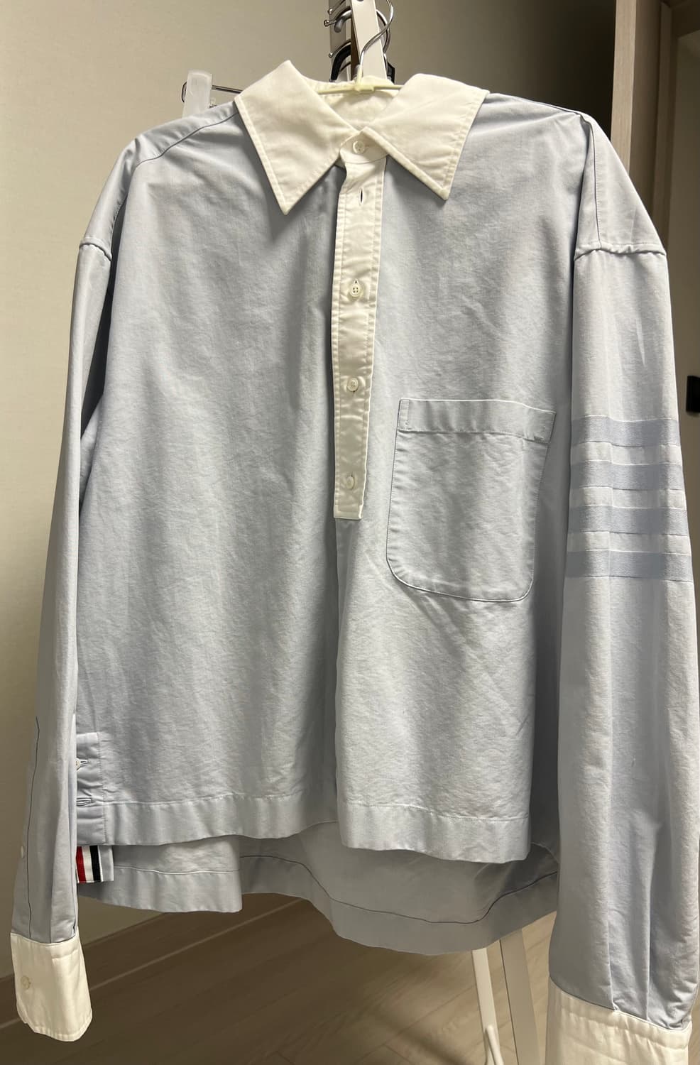 톰브라운 셔츠 상품이미지2