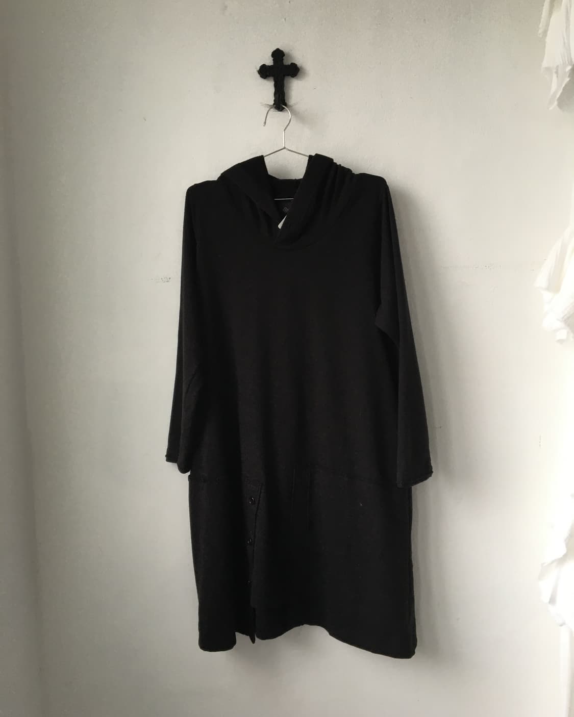 Grunge detail hood long onepiece 상품이미지2