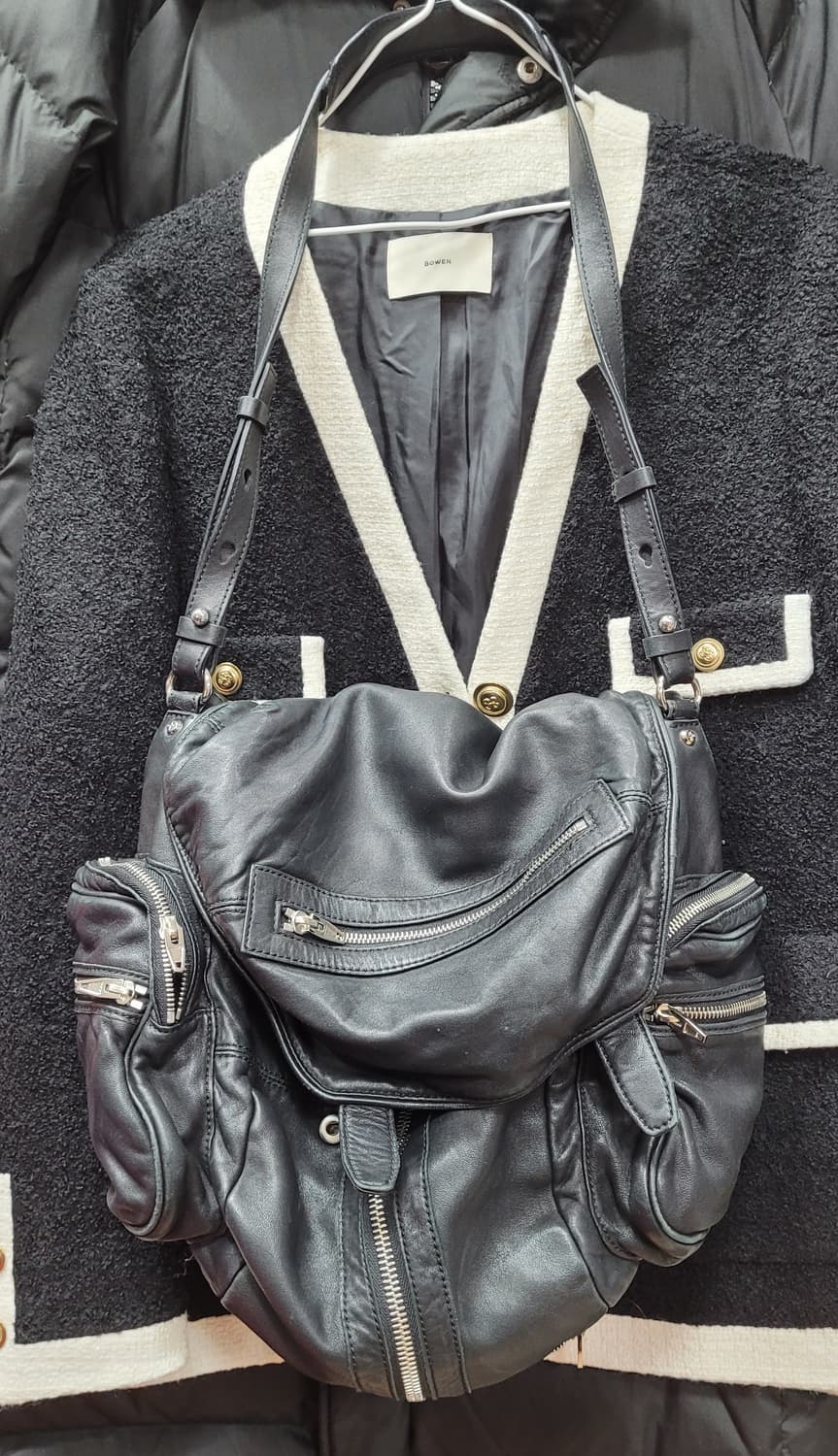 알렉산더 맥퀸 가죽백팩  상품이미지2