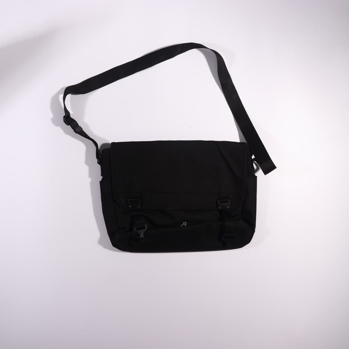 캉콜 메신저 크로스백 B361 상품이미지1