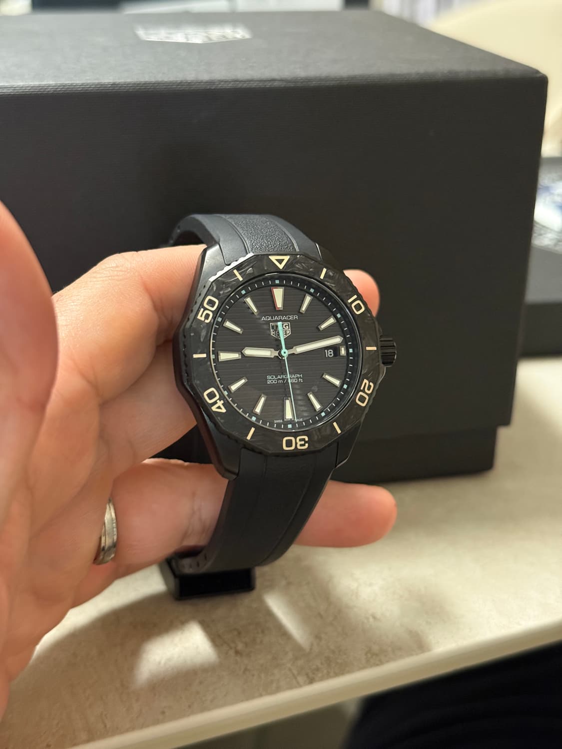 태그호이어 아쿠아레이서 프로페셔널 200 솔라그래프 WBP1112 상품이미지1