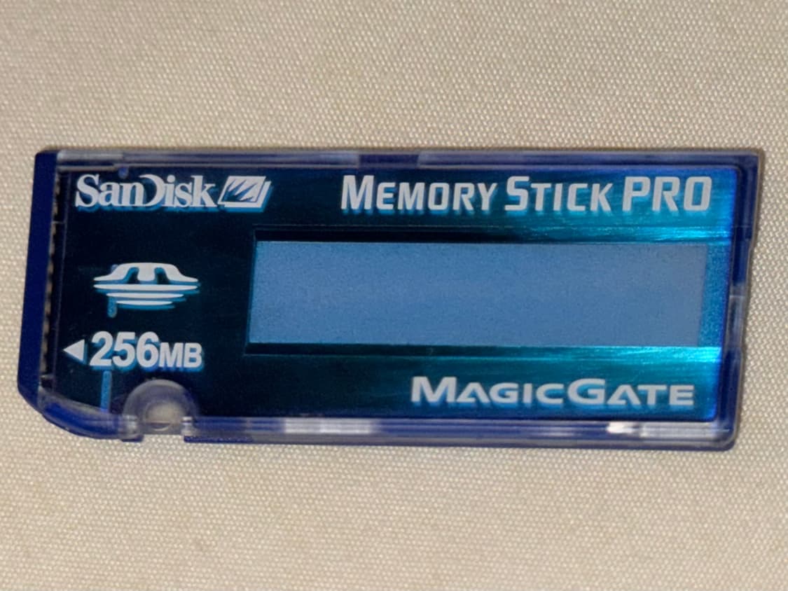 샌디스크 소니 디카 메모리스틱 프로 256mb 팔아요! 상품이미지1
