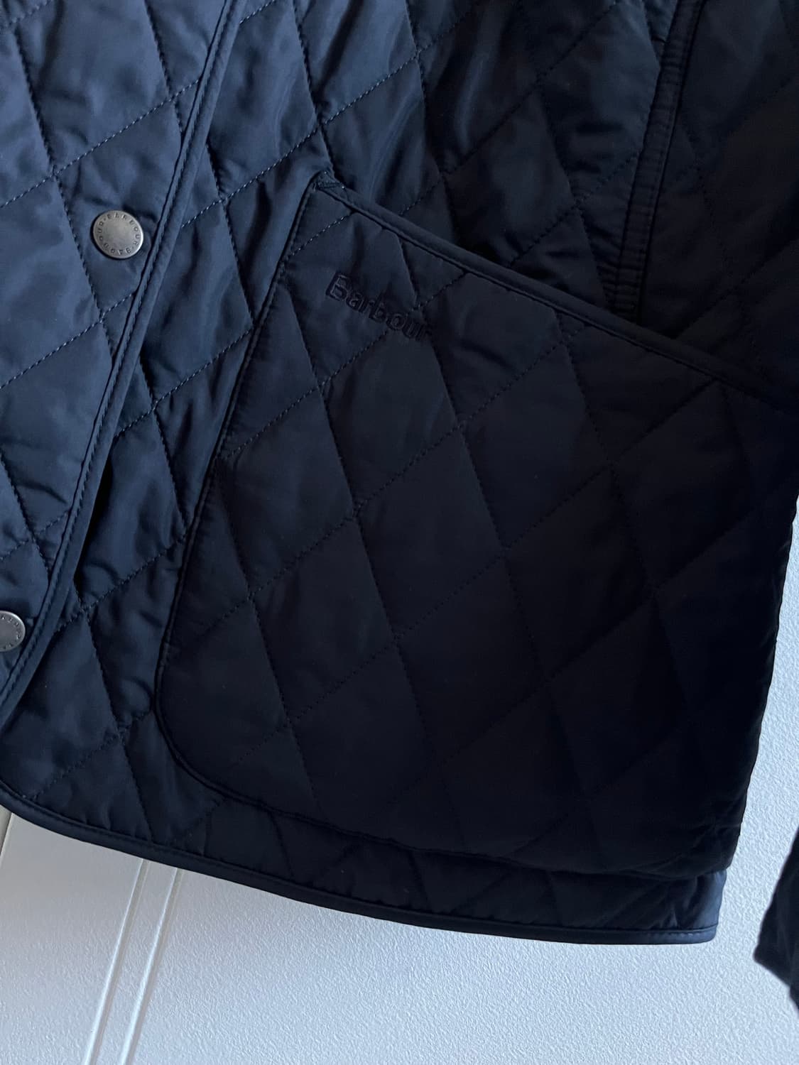 바버 퀼팅패딩 아난데일 네이비 상품이미지2