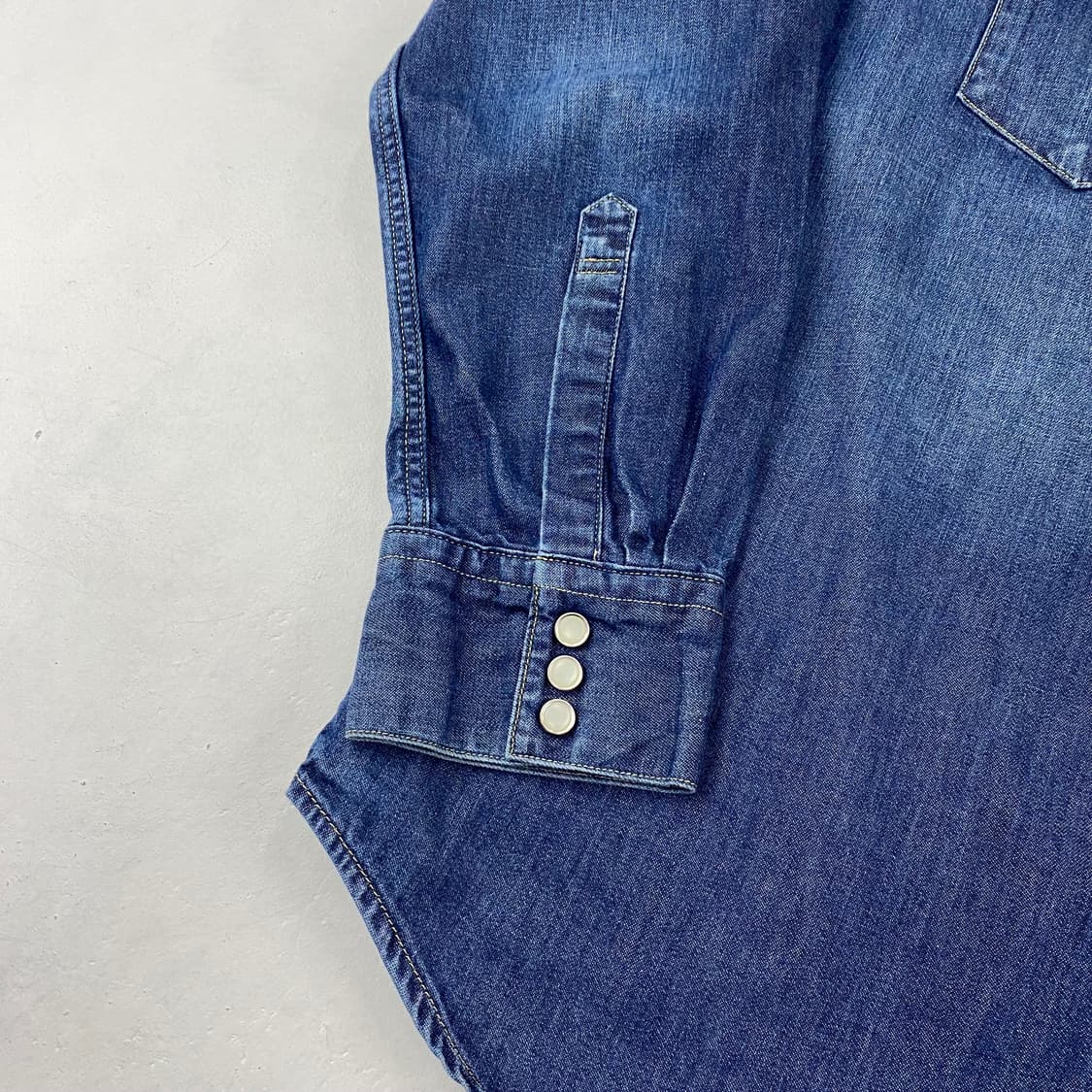 리바이스 포켓 워싱 웨스턴 셔츠  (110) 상품이미지6