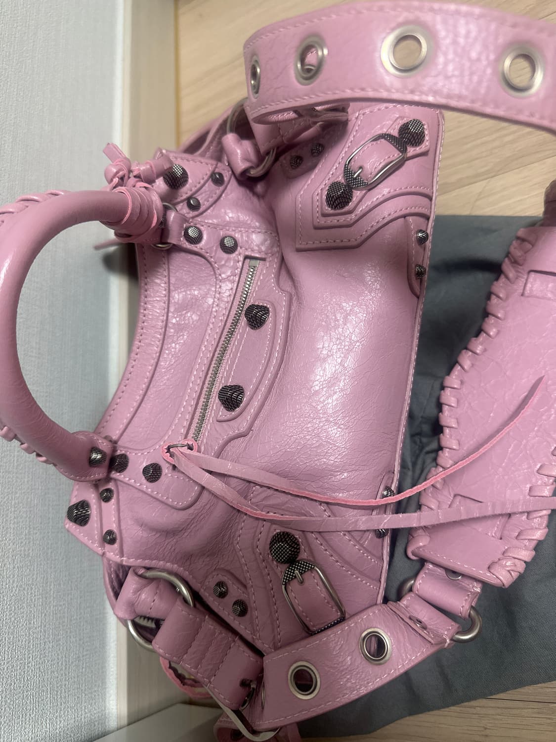 발렌시아가 네오카골 xs 베이비핑크 상품이미지1