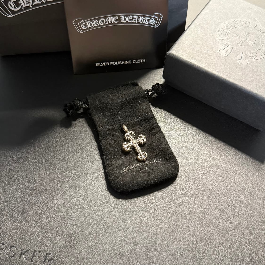 필리그리 타이니 크로스참 판매합니다. 상품이미지2