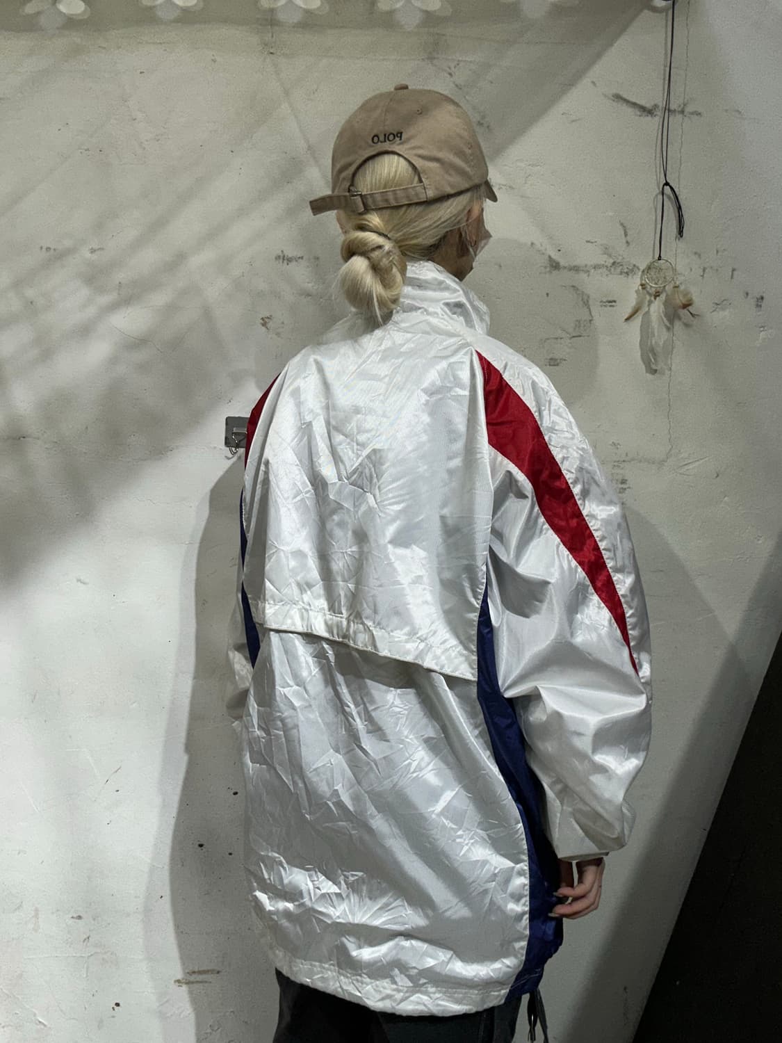 미즈노 화이트 오버핏 사이드 라인 바람막이 자켓 L 상품이미지3