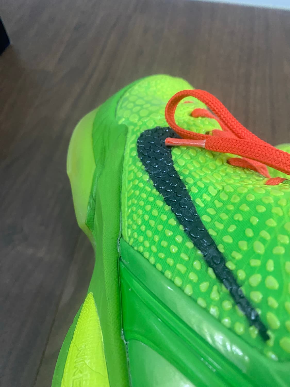 [크림구매] 코비6 그린치 270 상품이미지6