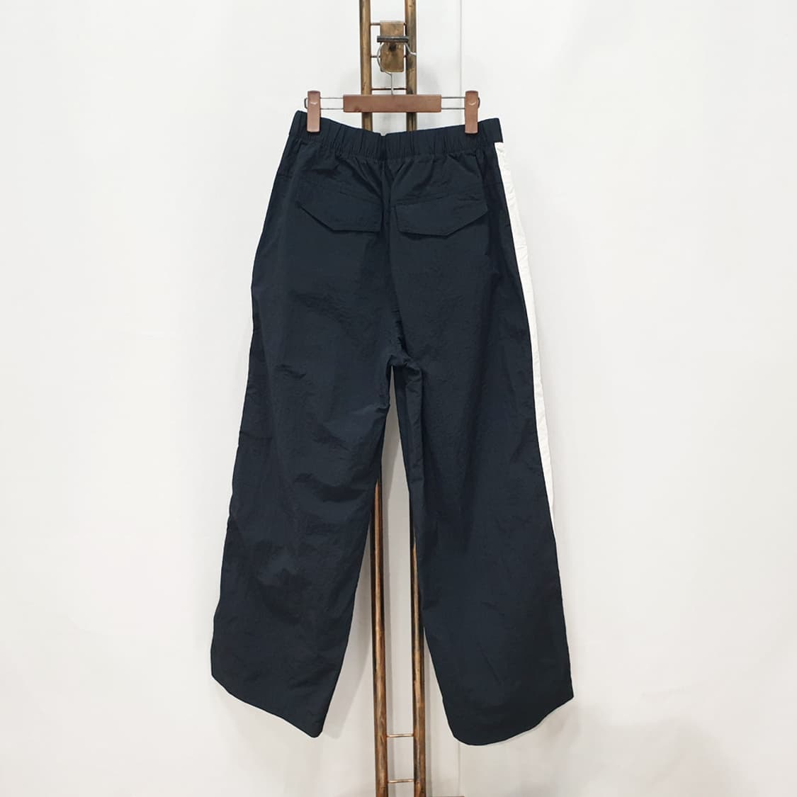 에잇세컨즈 배색 트랙 팬츠 73(L) 상품이미지3